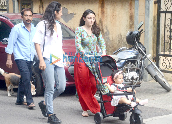 Soha Ali Khan snapped with her daughter Inaaya Naumi Kemmu Soha Ali Khan snapped with her daughter Inaaya Naumi Kemmu