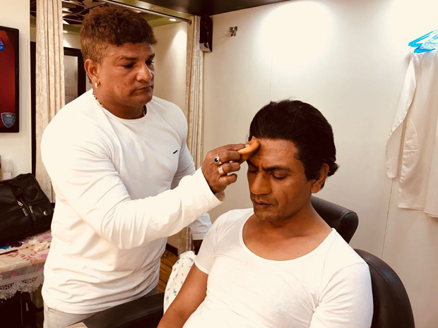 THACKERAY: These pictures SHOW how Nawazuddin Siddiqui TRANSFORMS to Balasaheb Thackeray THACKERAY: These pictures SHOW how Nawazuddin Siddiqui TRANSFORMS to Balasaheb Thackeray