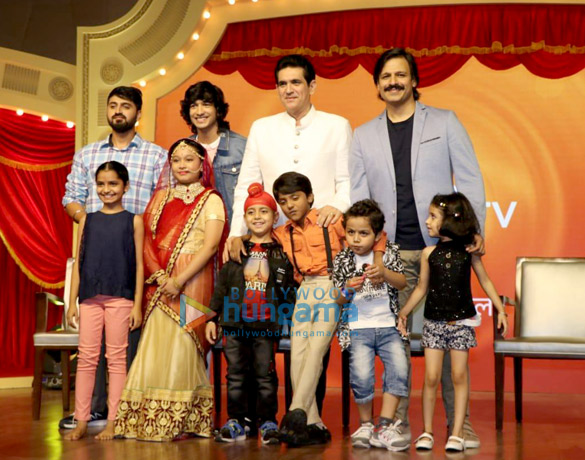 Vivek Oberoi and Omung Kumar snapped at Zee TV India’s Best Dramebaaz press conference Vivek Oberoi and Omung Kumar snapped at Zee TV India’s Best Dramebaaz press conference
