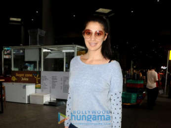 Aamir Khan, Kriti Sanon, Sophie Choudry and others snapped at the airport