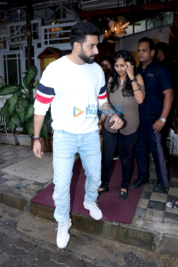 abhishek bachchan spotted at fable restaurant in juhu 2