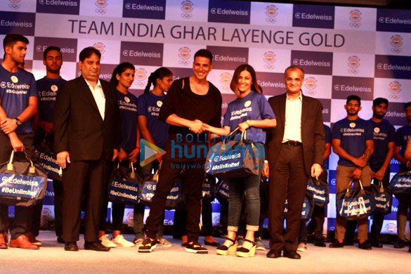 akshay kumar wishes team india all the best for asian games 2018 7