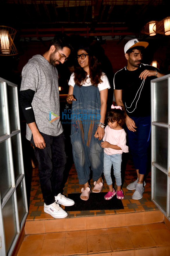 ayushmann khurrana and brother aparshakti khurrana spend time with family at silver beach cafe 6