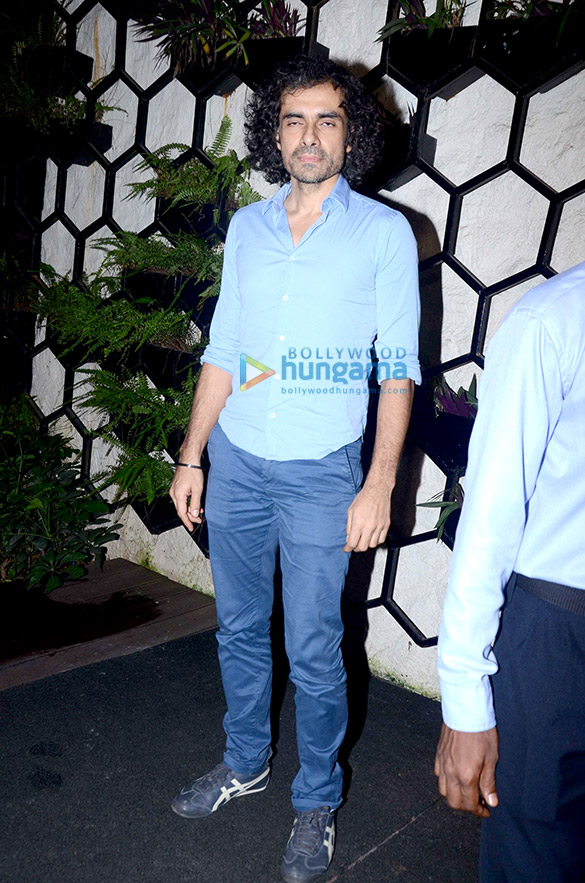 celebs grace dinesh vijans birthday bash 22