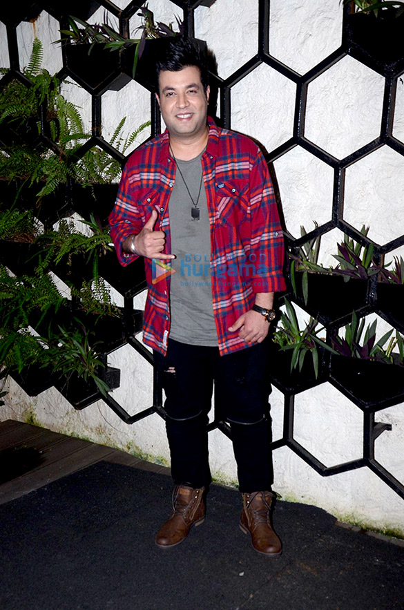 celebs grace dinesh vijans birthday bash 23
