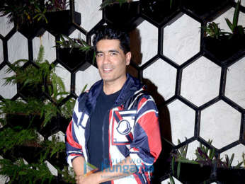 Celebs grace Dinesh Vijan’s birthday bash