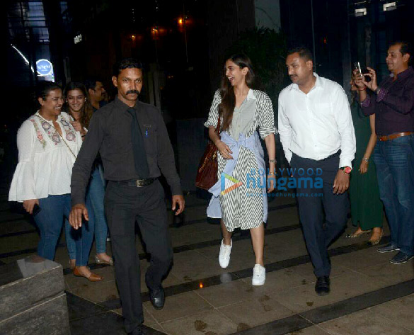 deepika padukone snapped at bkc 6