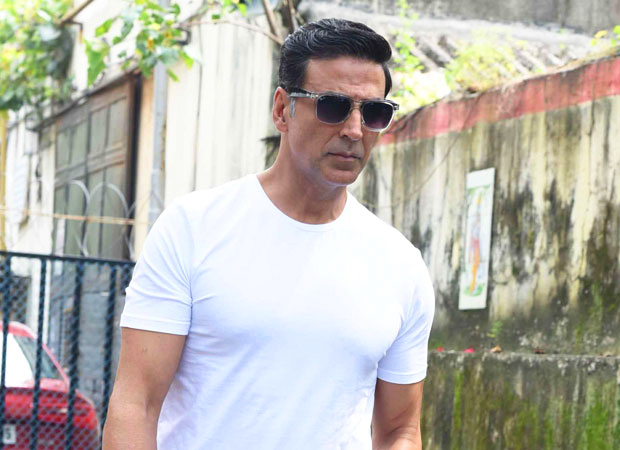 Gold When Akshay Kumar played a prank on everyone on the sets of the film Gold When Akshay Kumar played a prank on everyone on the sets of the film