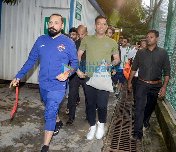 ishaan khatter mahendra singh dhoni and others snapped during a soccer match 2