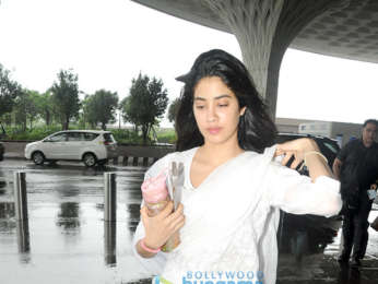 Ishaan Khatter, Janhvi Kapoor and others snapped at the airport