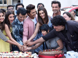 It’s a wrap for Housefull 4 team! Akshay Kumar, Kriti Sanon, Bobby Deol and others complete first schedule in London