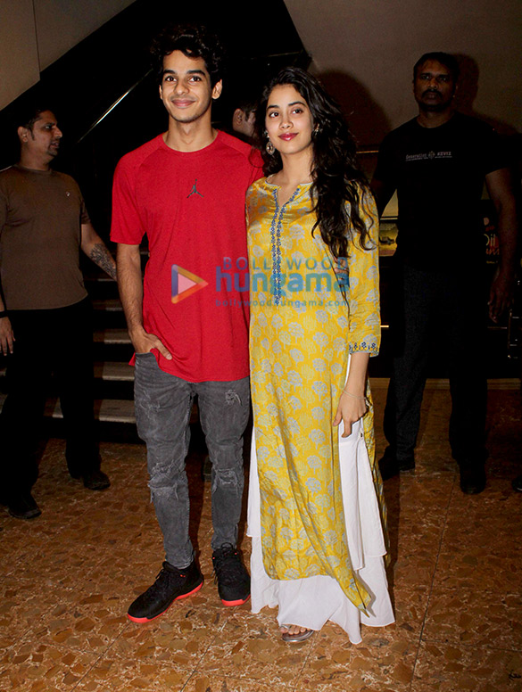 janhvi kapoor ishaan khatter and shashank khaitan spotted at g7 multiplex gaiety galaxy cinema in bandra 2