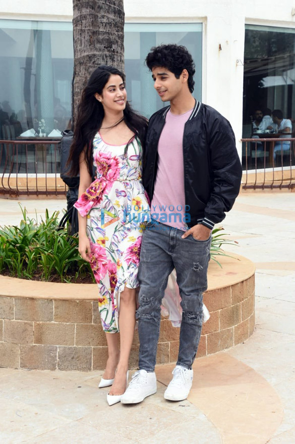 janhvi kapoor and ishaan khatter snapped during dhadak promotions 4