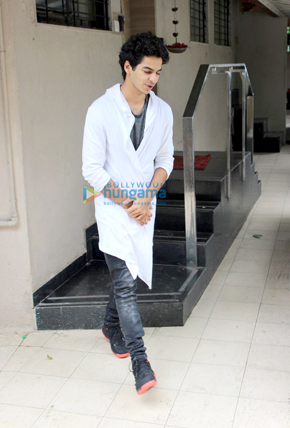 janhvi kapoor and ishaan khatter snapped outside matrix office 2