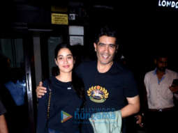 Janhvi Kapoor and Manish Malhotra spotted leaving Bastian after dinner