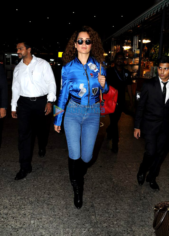 Kangana Ranaut, Rohit Shetty and others snapped at the airport Kangana Ranaut, Rohit Shetty and others snapped at the airport