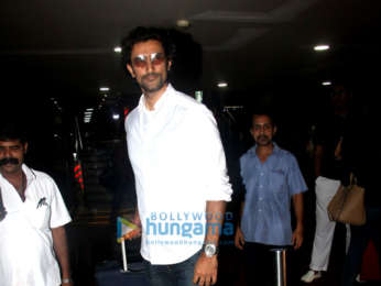 Kareena Kapoor Khan, Varun Dhawan, Huma Qureshi and others snapped at the airport
