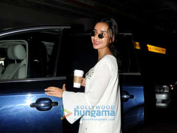 Kriti Sanon and Hema Malini snapped at the airport