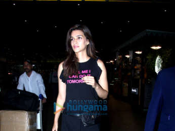 Kriti Sanon and Hema Malini snapped at the airport