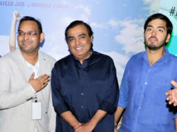 Mahaveer Jain hosts a special screening of ‘Chalo Jeete Hain’