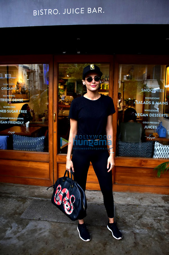 Mandana Karimi spotted at Sequel Bistro & Juice Bar, Bandra Mandana Karimi spotted at Sequel Bistro & Juice Bar, Bandra