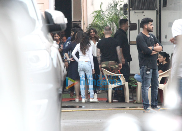 priyanka chopra snapped at mehboob studio 2