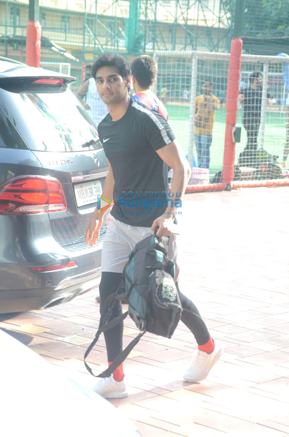 ranbir kapoor and others snapped during a football match 4