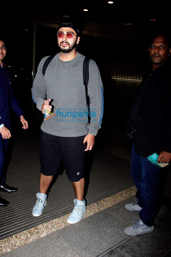 ranveer singh arjun kapoor bhumi pednekar huma qureshi and others snapped at the airport 2