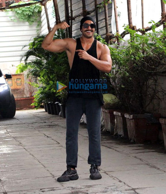 Ranveer Singh, Bipasha Basu and Karan Singh Grover snapped outside the gym Ranveer Singh, Bipasha Basu and Karan Singh Grover snapped outside the gym