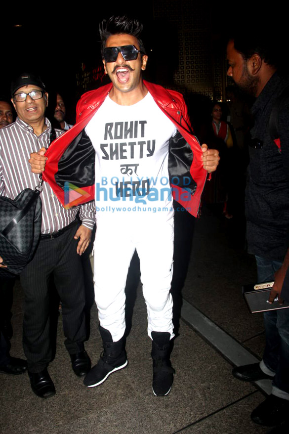 ranveer singh sonam kapoor ahuja and others snapped at the airport 1