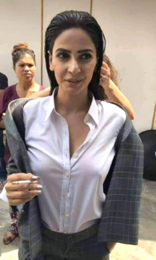 SHOCKING: Pakistani actress Saba Qamar TROLLED for smoking, gets support from her colleagues