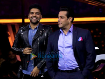Salman Khan, Guru Randhawa and Himesh Reshammiya snapped on the sets of Dus Ka Dum