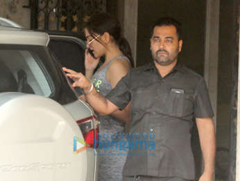 Sara Ali Khan and Sonakshi Sinha snapped at the gym