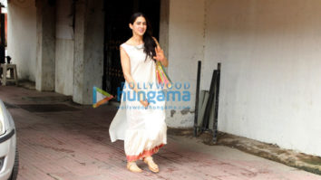 Sara Ali Khan snapped in Mumbai