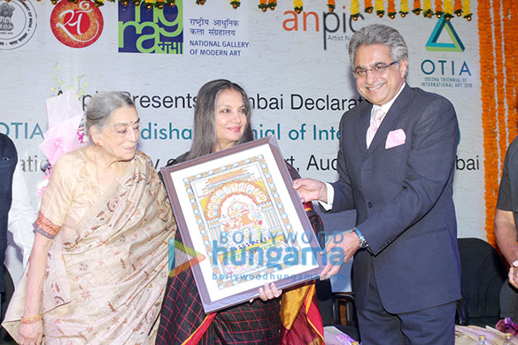shabana azmi pinaki misra rohit roy and others at the mumbai declaration of the odisha triennial of international art 3