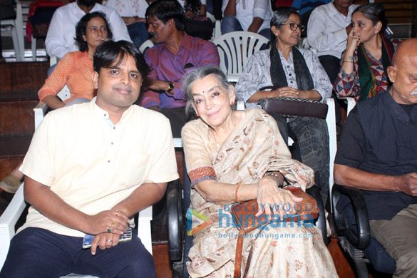 shabana azmi pinaki misra rohit roy and others at the mumbai declaration of the odisha triennial of international art2 2