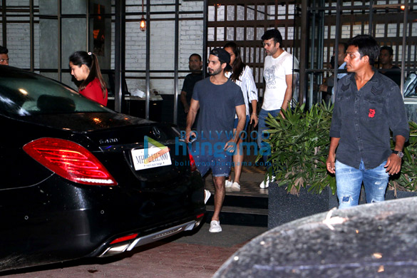 shahid kapoor and mira rajput snapped in andheri 4