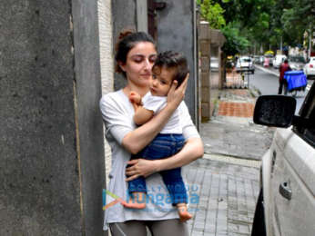 Soha Ali Khan snapped with daughter Inaaya Naumi Kemmu in Bandra