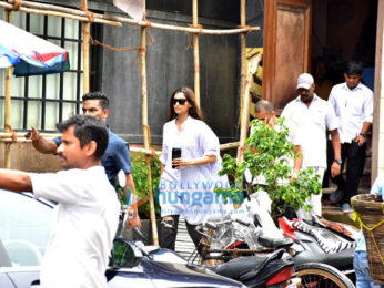 Sonam Kapoor Ahuja and Anand Ahuja spotted at their new shop in Bandra