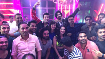Sunny Leone, Diljit Dosanjh party hard after Arjun Patiala shoot completion