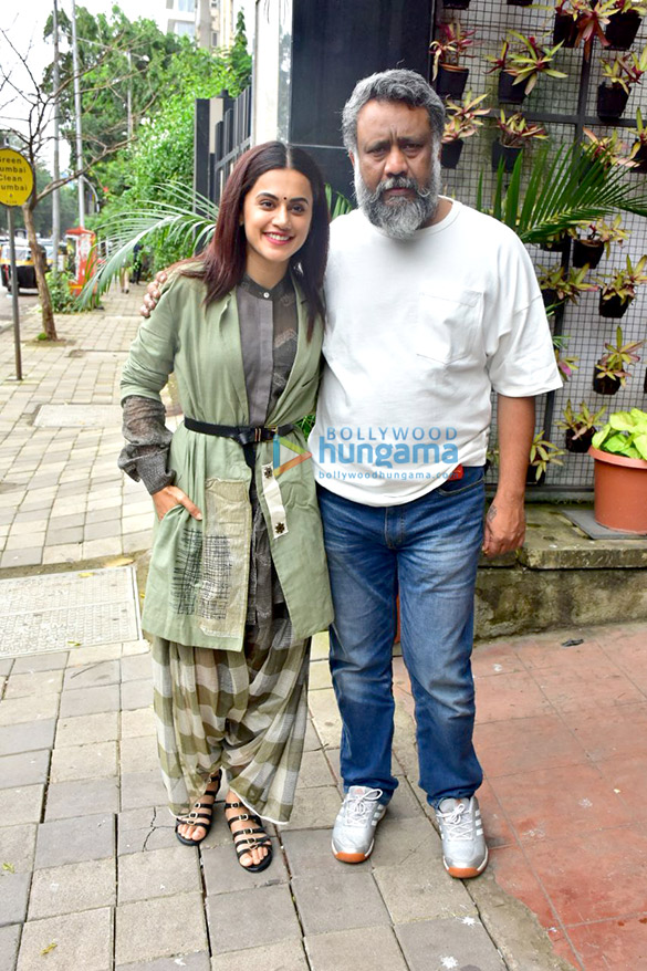 taapsee pannu and anubhav sinha snapped during media interactions for mulk 4