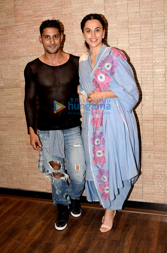 tapsee pannu and prateik babbar snapped at mulk promotions 1