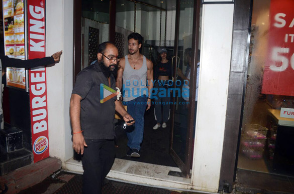 tiger shroff and disha patani spotted at bastian in bandra 1