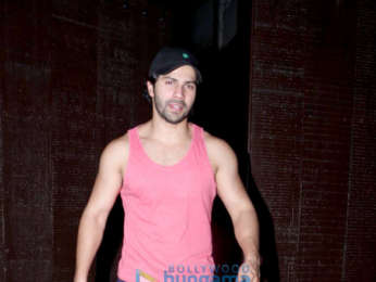 Varun Dhawan snapped at gym