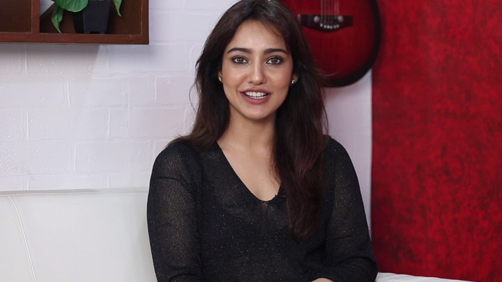 “I love PRIYANKA CHOPRA…”: Neha Sharma | RAPID FIRE | Deepika Padukone | ZNMD “I love PRIYANKA CHOPRA…”: Neha Sharma | RAPID FIRE | Deepika Padukone | ZNMD
