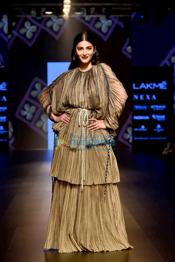 celebs grace lakme fashion week 2018 day 4 1