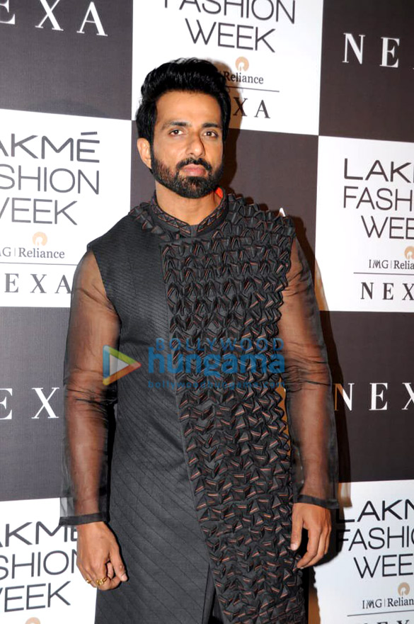 celebs grace lakme fashion week 2018 day 5 8