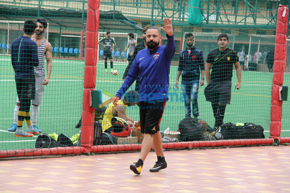 celebs grace football match in bandra 3