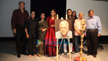 Celebs grace the event held to pay tribute to the late Om Puri
