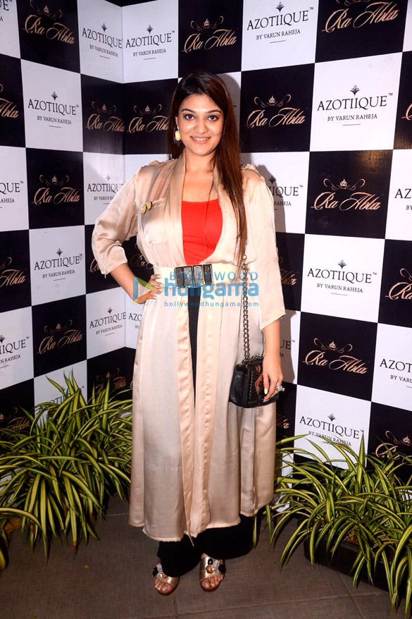 celebs grace the launch of palki collection by ra abta 4